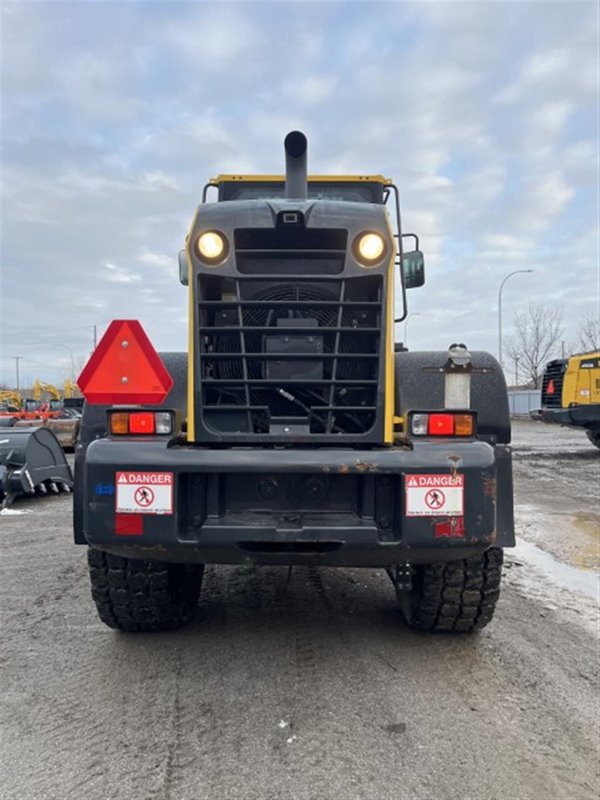 2023 Komatsu WA200-8 5088