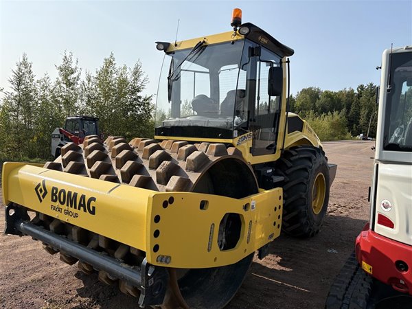 2022 BOMAG 211 phd-5 5130