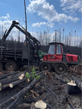 2016 Komatsu 895 3864