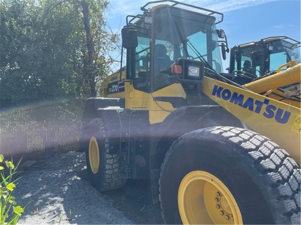 2022 Komatsu WA270-8 2736