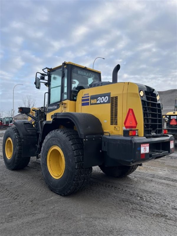2023 Komatsu WA200-8 5088