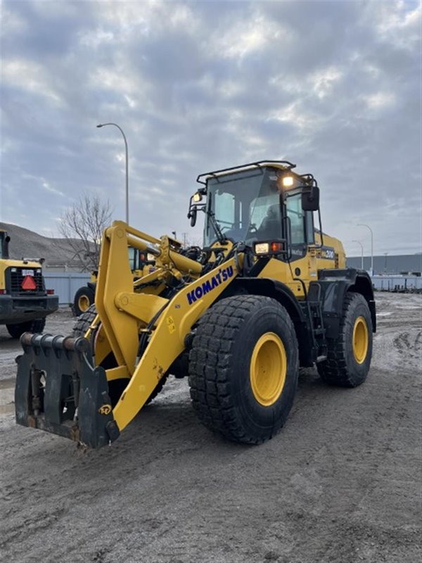 2023 Komatsu WA200-8 5088