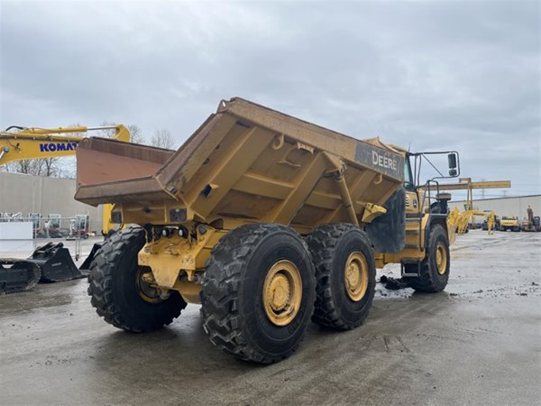 2011 DEERE 350D 5091