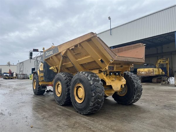 2011 DEERE 350D 5091