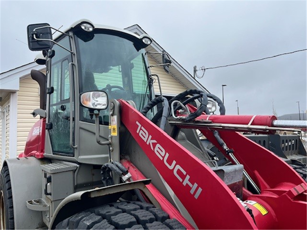 2021 Takeuchi TW95C2SH 4923